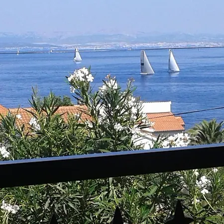 Apartments By The Sea Stomorska, Solta - 11298 Стоморска